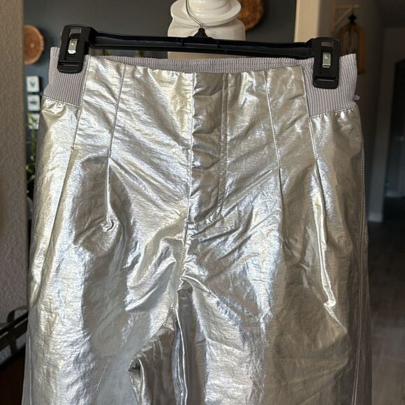 NWOT Free People Mesmerize Me Shine Pants Silver Shiny Low Rise Cargo Metallic - Picture 10 of 16